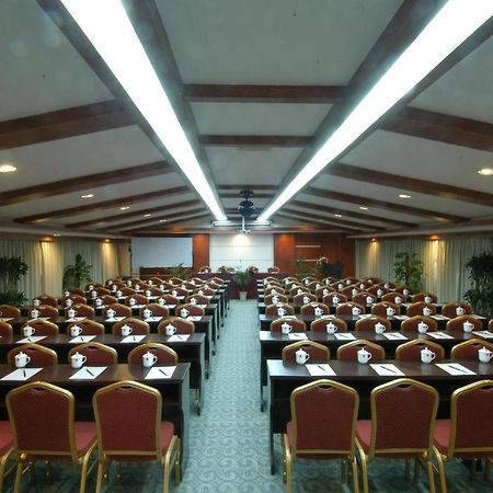 Guifu Holiday Hotel Yangshuo Einrichtungen foto